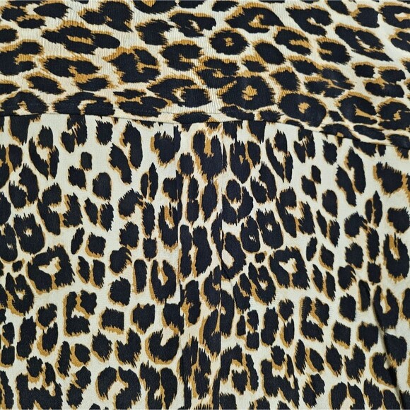 Equipment Femme Mob Wife Leopard Printed Button Down Blouse 100% Silk Size XS - Picture 14 of 15